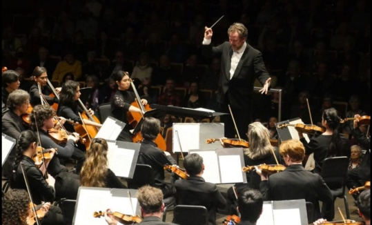 Kluxen & Feng – Strauss Oboe Concerto image